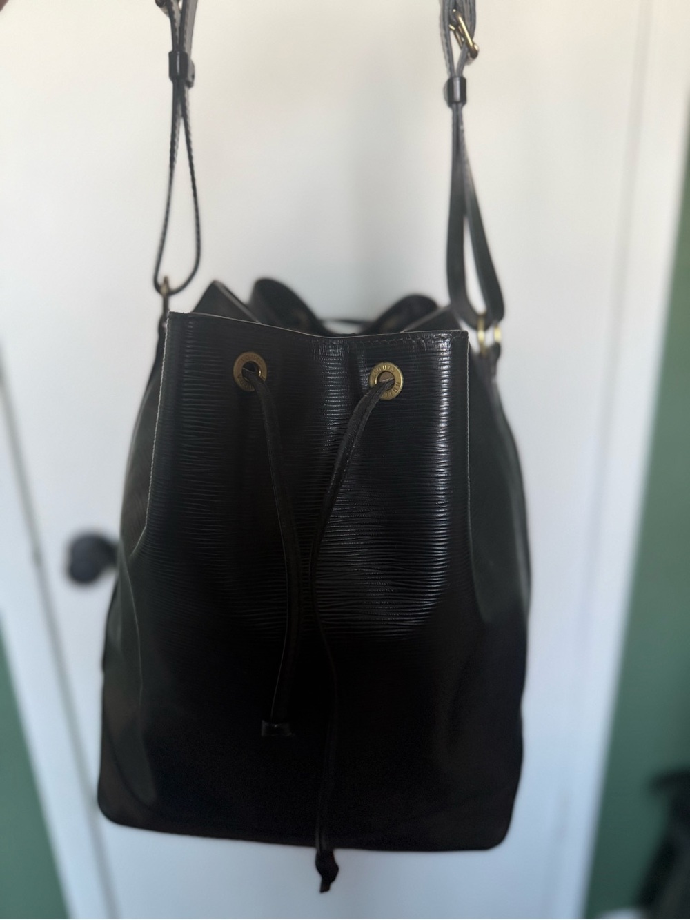 VINTAGE Louis Vuitton Epi Noe Bag